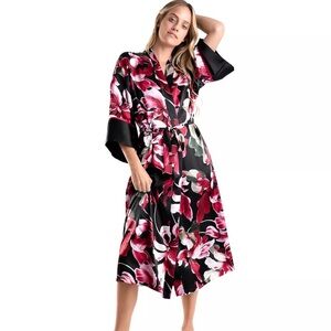 NWT Lilac and London floral Satin Kimono wrap Robe midi Black and Pinks Small